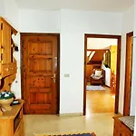 Dell'ermellino 3* بورمْيو