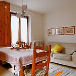 Dell'ermellino بيت ضيافة 3*